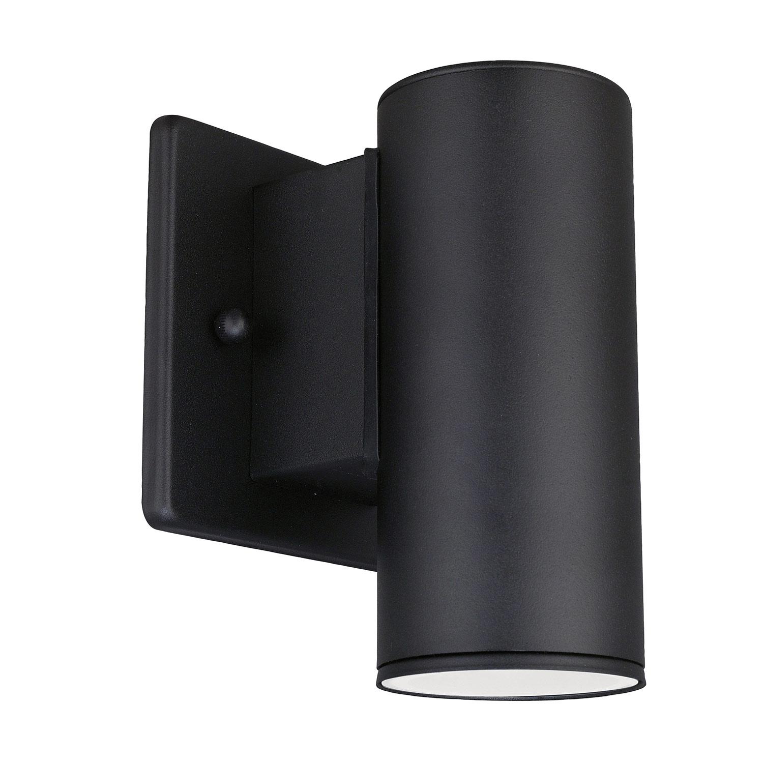 Riga 6" Outdoor Wall Fixture