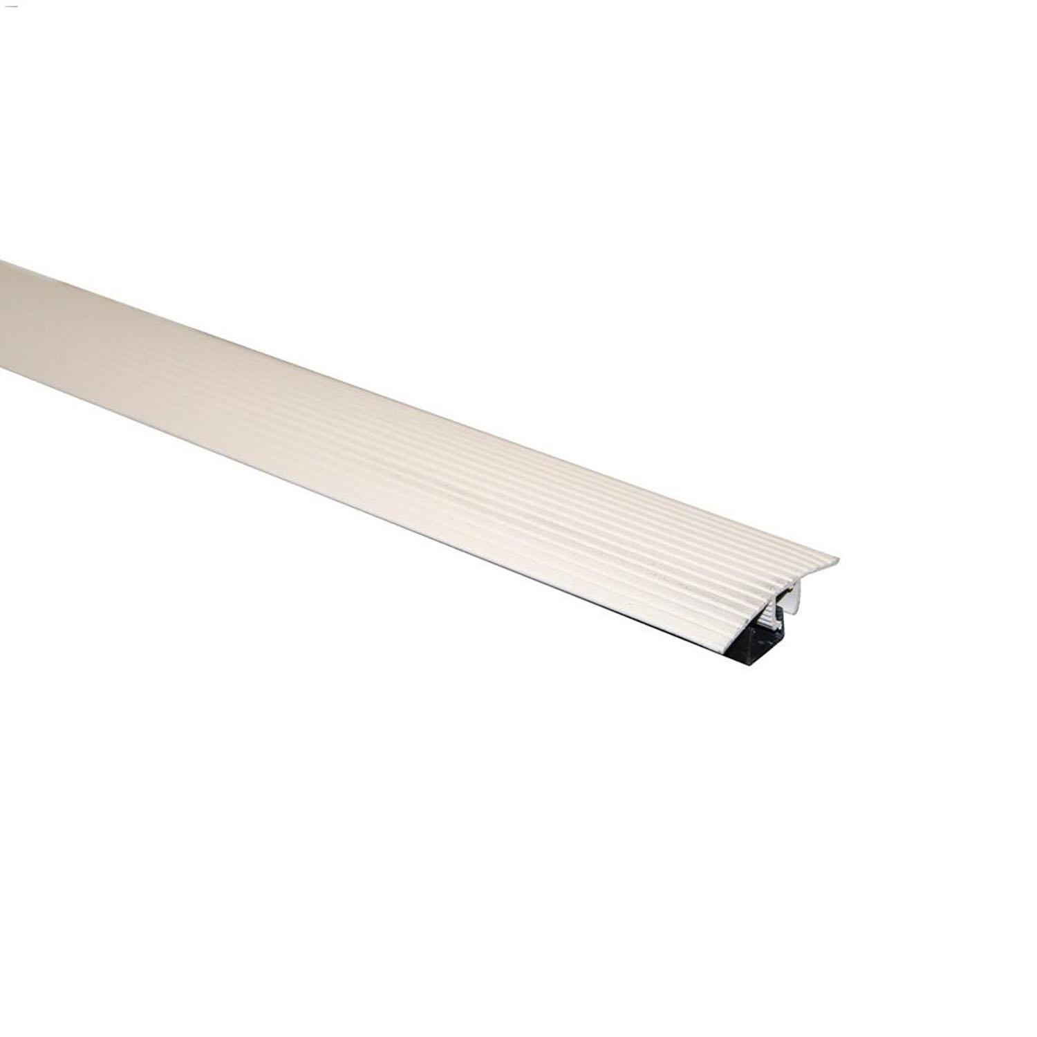 Moulure en T avec languette à pression Cinch® 36" x 1"