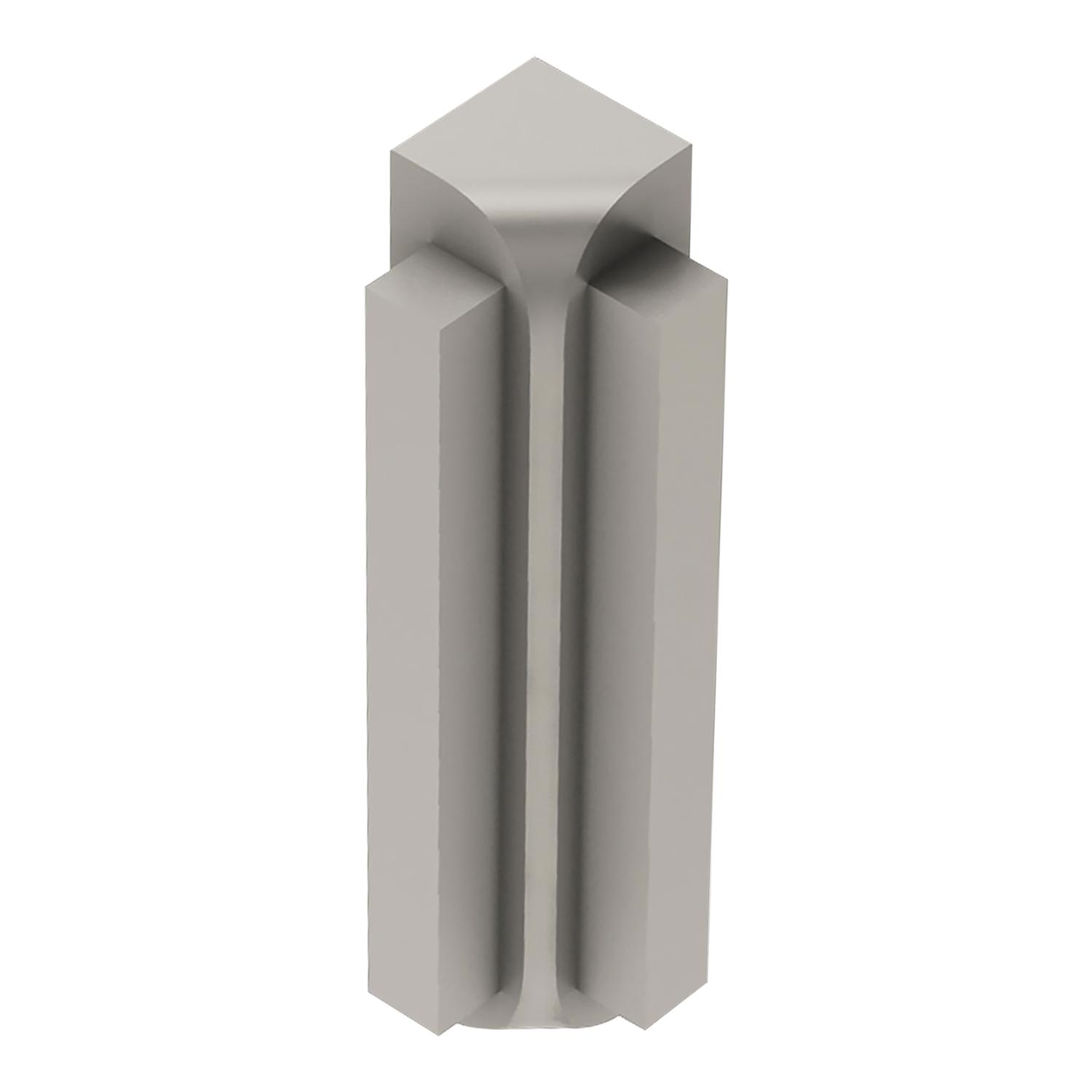 Marche 39 po 3/8 po Rondec, coin interne 90 deg