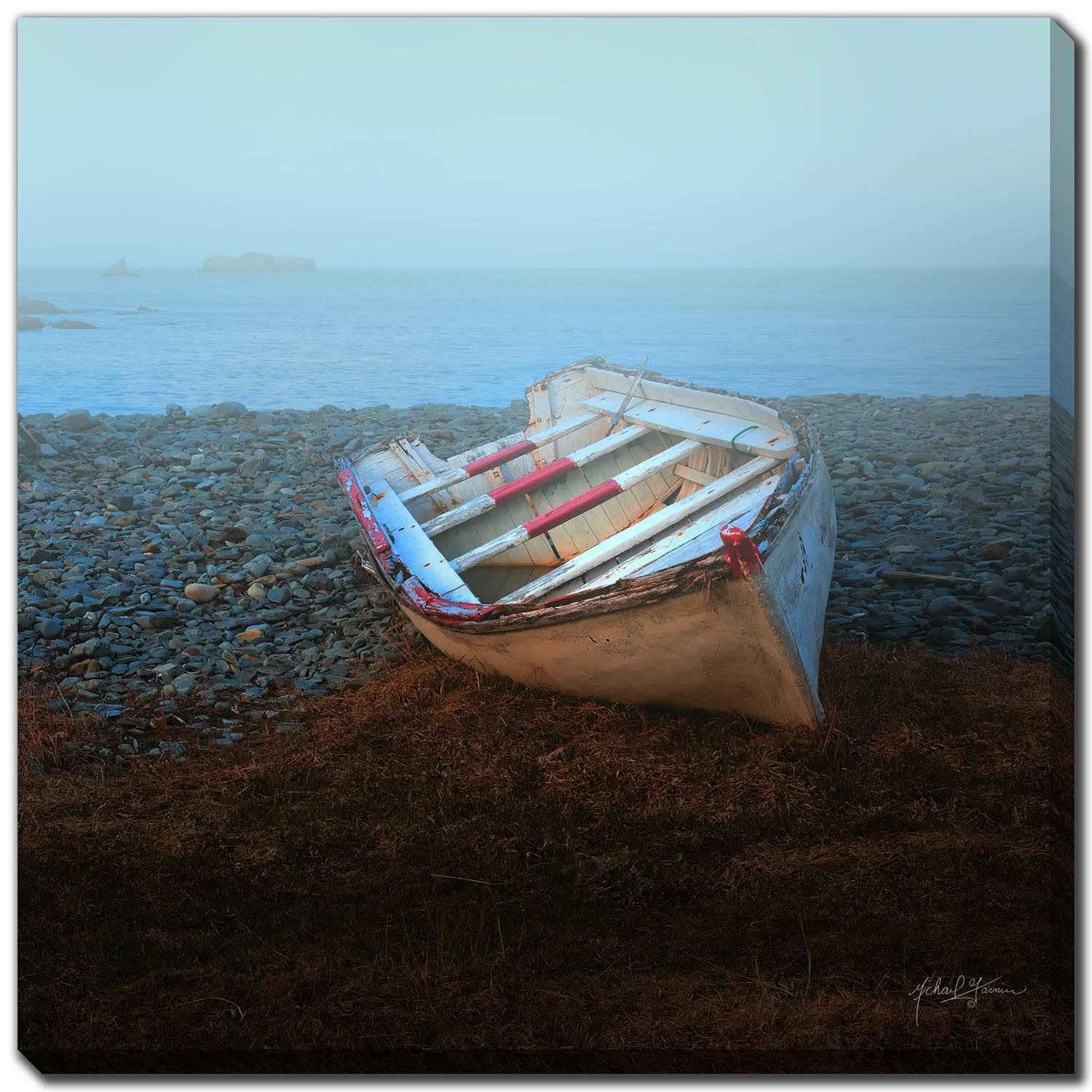 « Center Red Seat Dory » 38 x 38 po de Michael Garnier