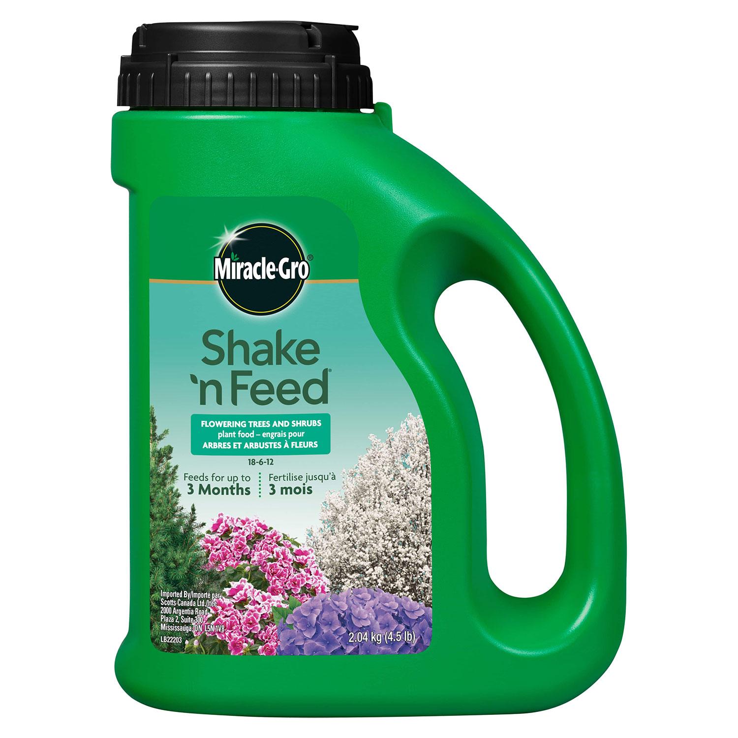 Shake N Feed Flowering Trees & Shrubs 2.04 Kg