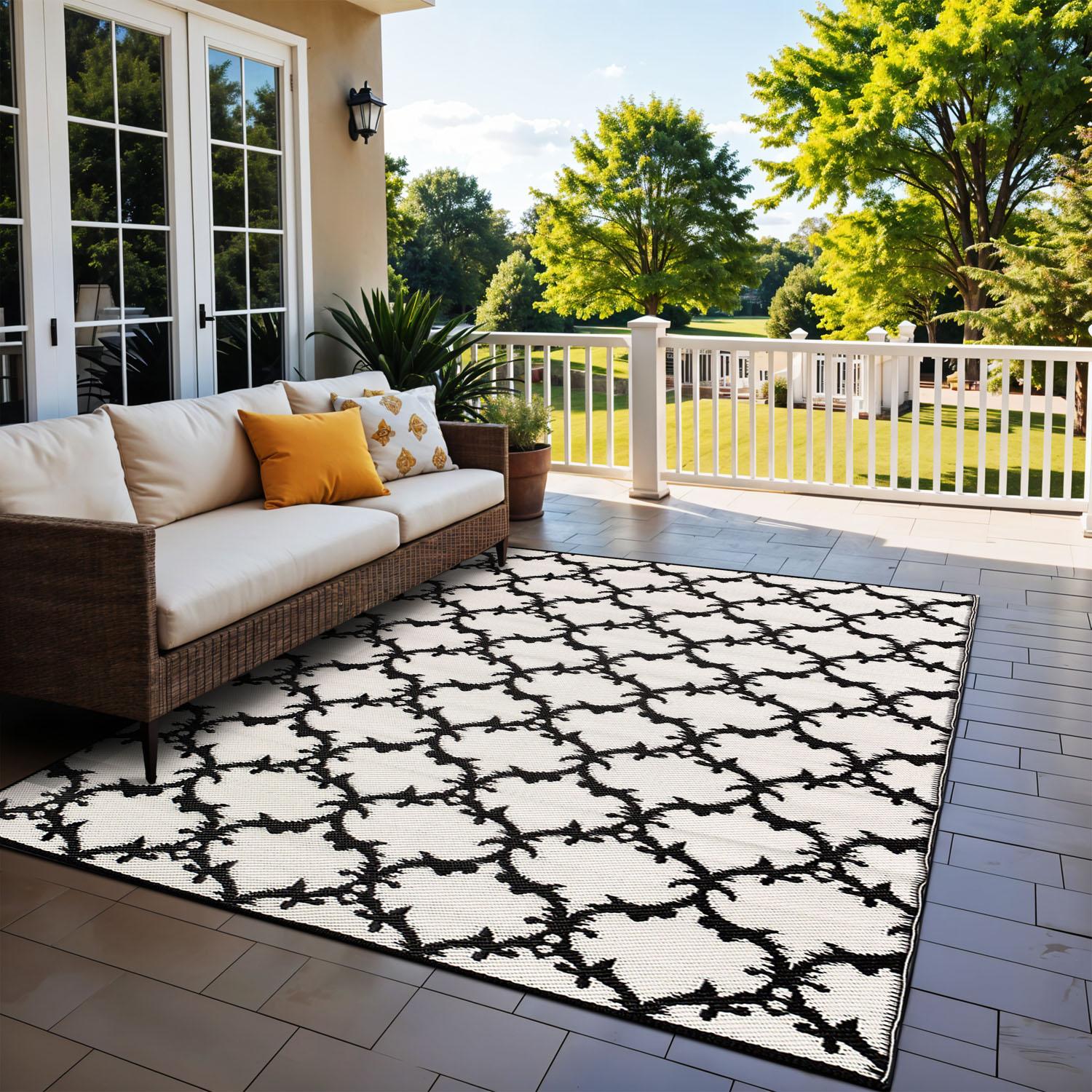Assorted 5'x7' Patio Rugs B
