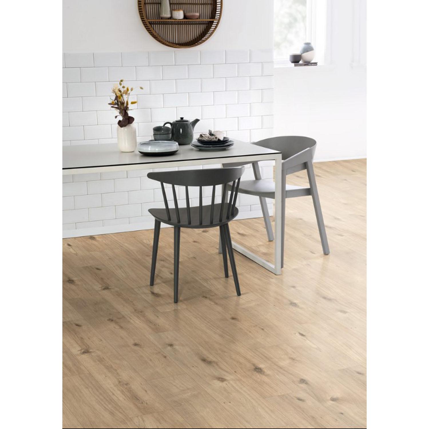 Plancher stratifié Chêne Achensee 7 mm – 26,38 pi²/boîte