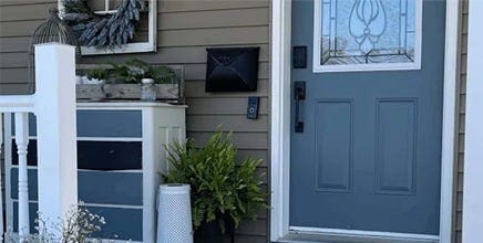 L'été du bricolage: Rafraîchissez votre porte d'entrée image